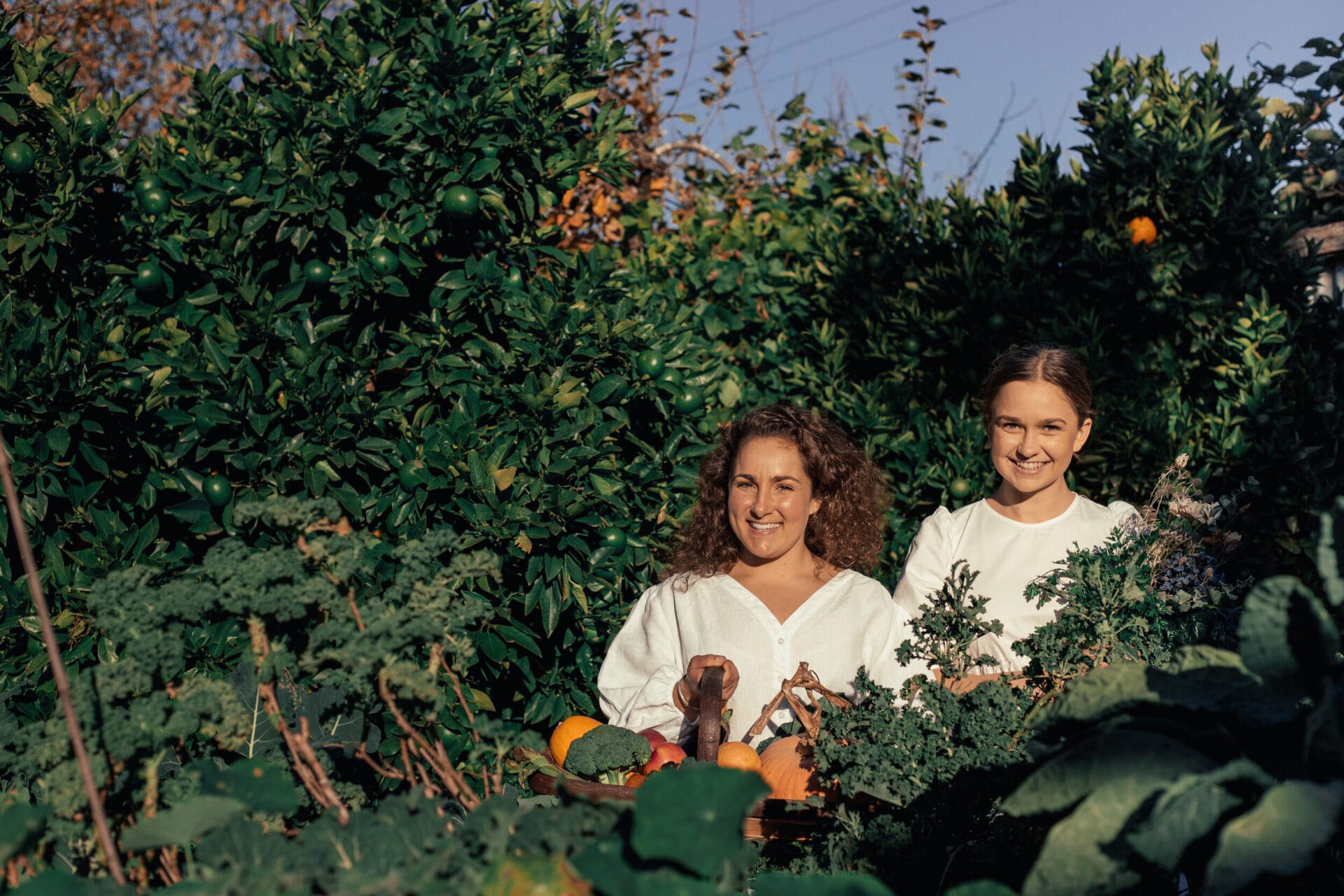 Two Raw Sisters - Winter edible garden