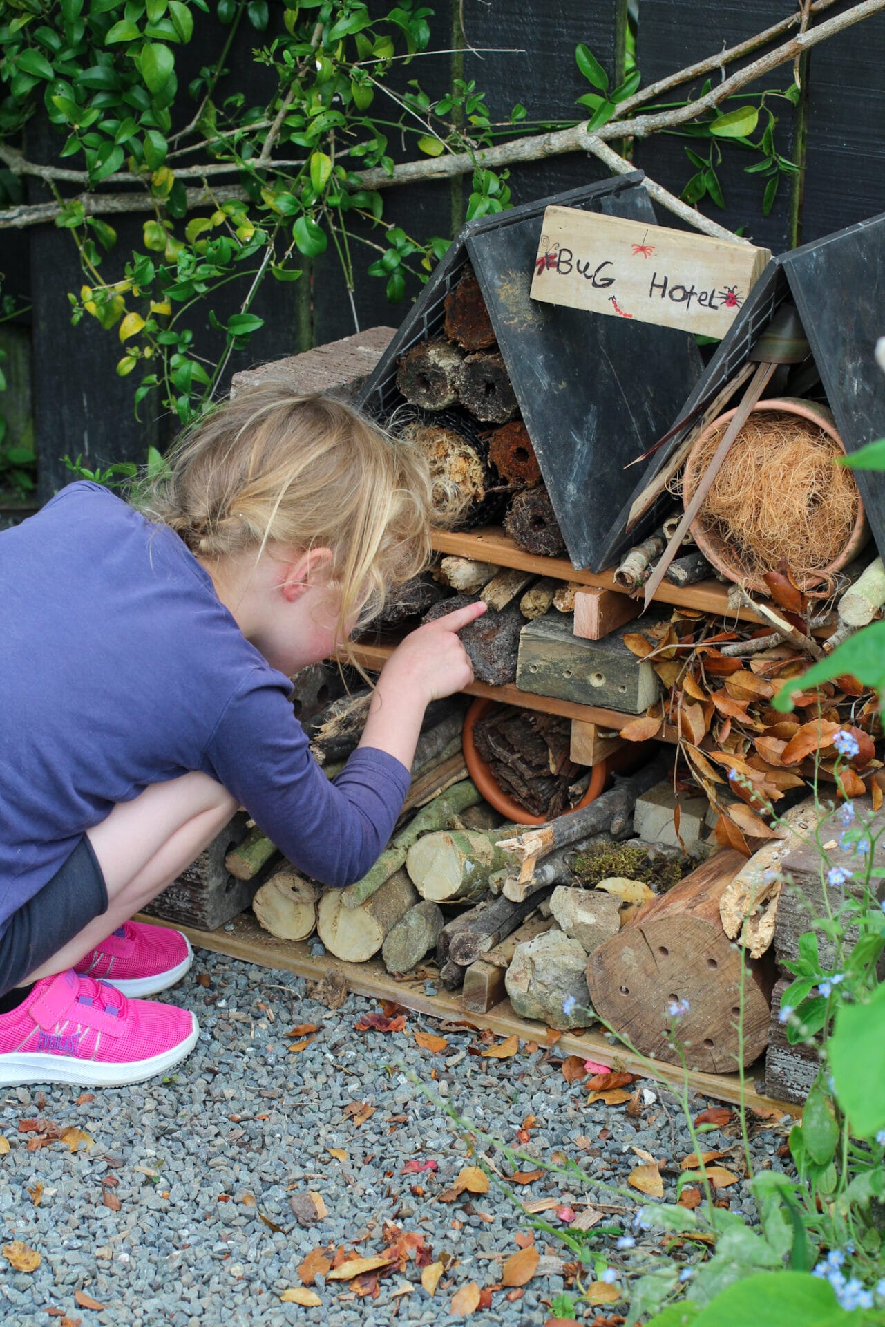 Bug Hotel Iver How to make a bug hotel