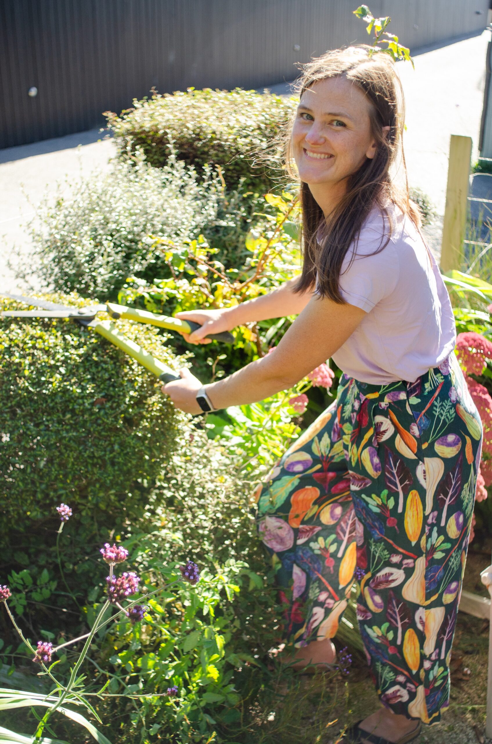 Kimberly Andrews - Giraffe the Gardener Kimberly Andrews - Giraffe the Gardener