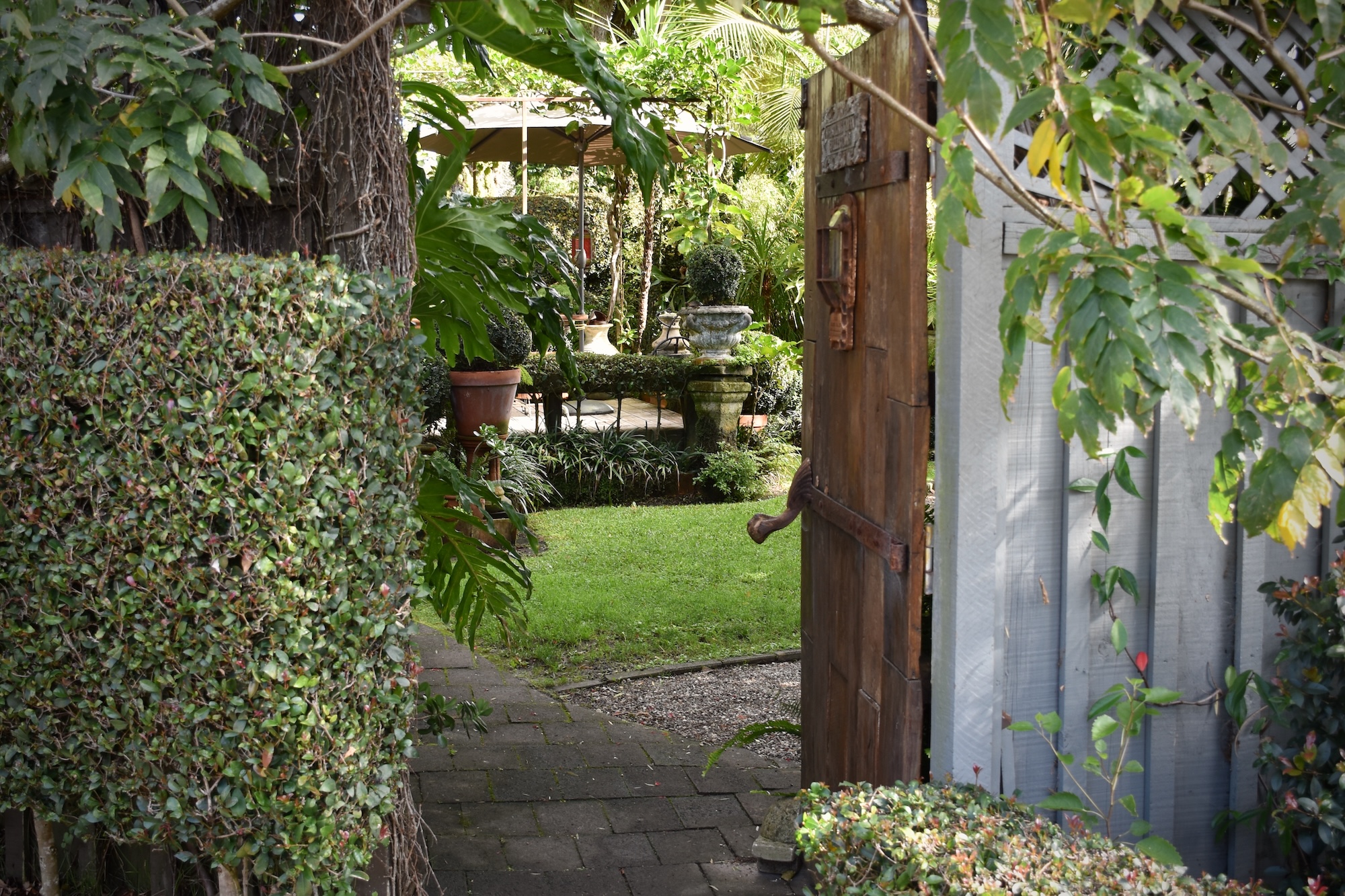 Wayne Webster, Whistling Green - Secret Garden X Sage Journal