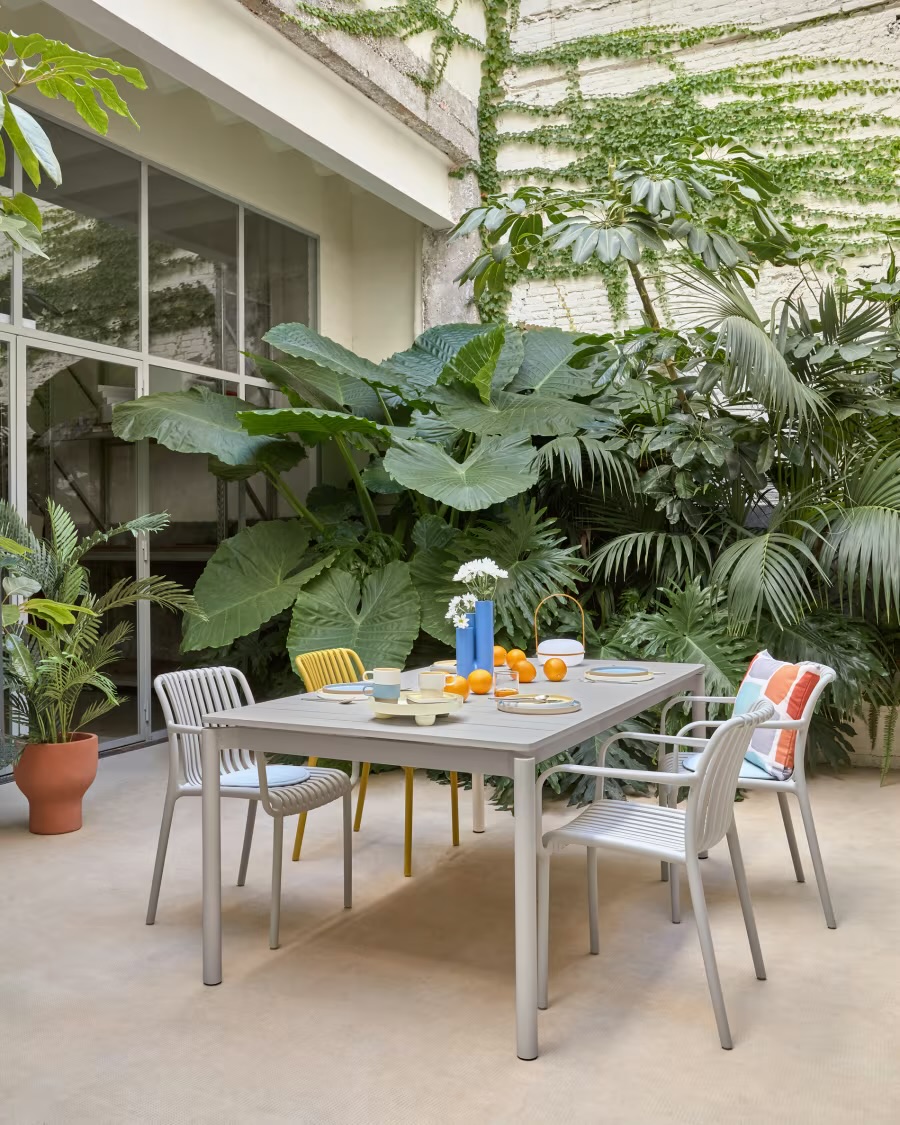 Kave Home outdoor table