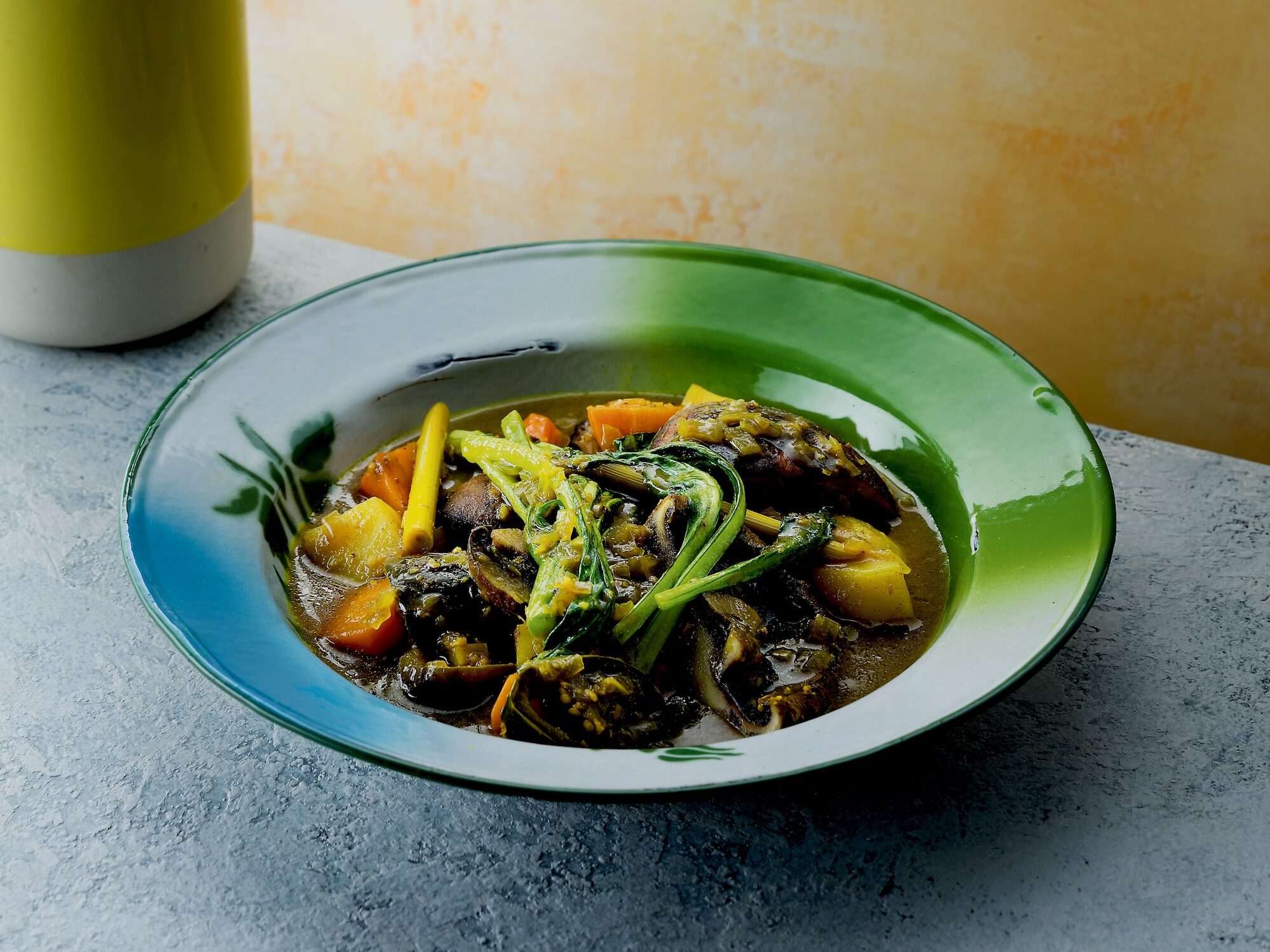 Recipe for Vietnamese Yellow Curry from Hong Kong Cult Recipes by Tony Tan