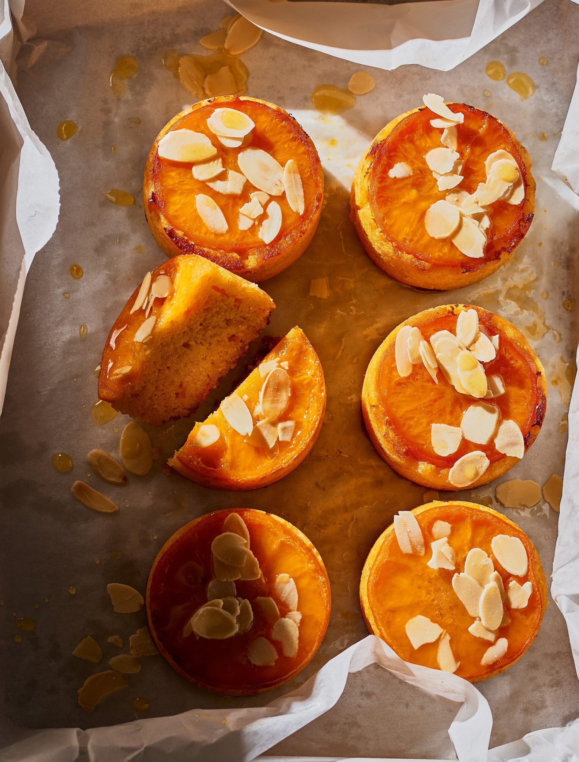 Flourless almond & mandarin cakes